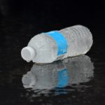 Einzelne, kalte Wasserflsche