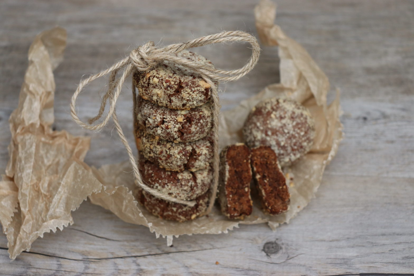 Dattelkekse mit Tahini und Mandeln ohne Vollzucker - oekofreaks