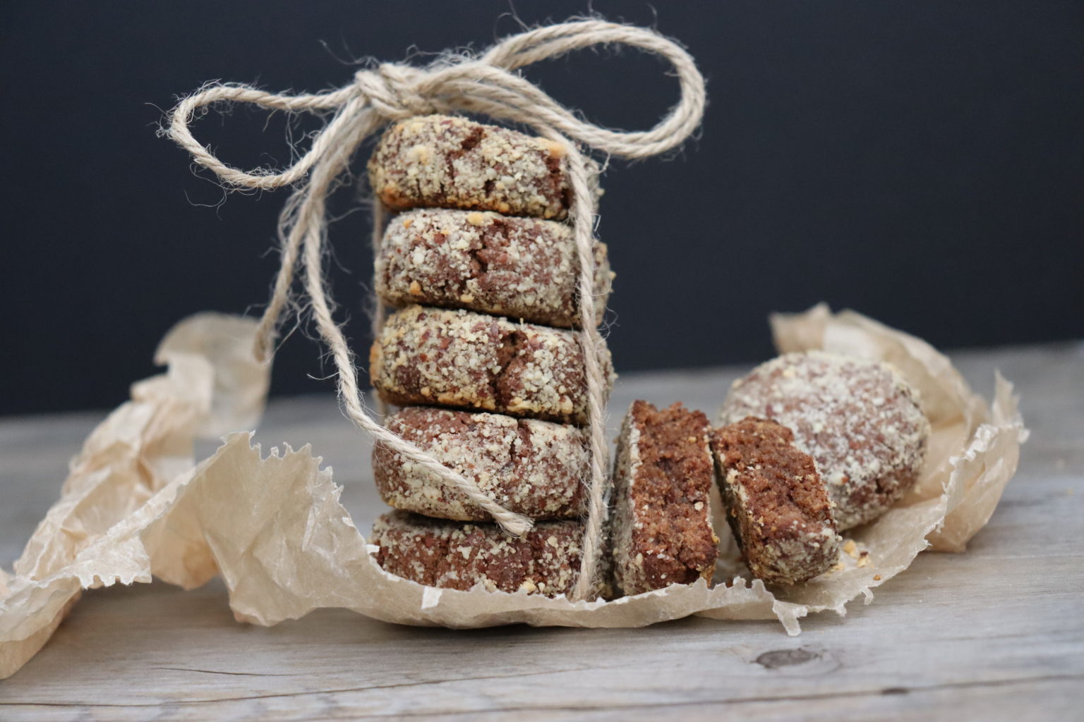 Dattelkekse mit Tahini und Mandeln ohne Vollzucker - oekofreaks
